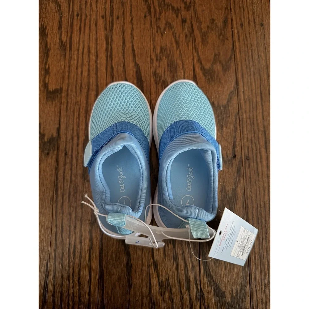 Cat & Jack Unisex Toddler Light Blue Slip-On Water Shoes Size 7 NWOB Mesh Top